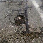 Pothole at 104–106 Cypress St